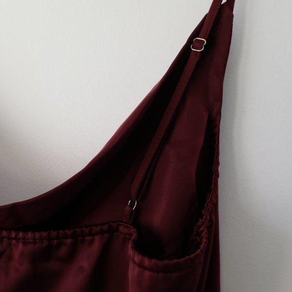 Nasty Gal Sought After Cowl Satin Dress - Picture 4 of 8